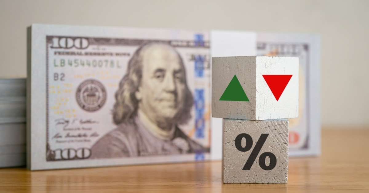 Рынки практически исключают снижение ставки ФРС на 50 б.п. после высоких показателей PPI США